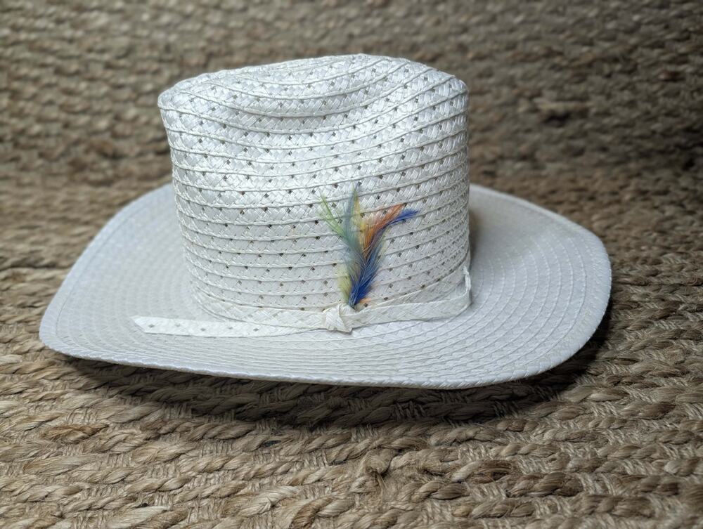 Vintage Rockmount Ranch Wear White Straw Cowboy Hat Feathers Size 7 3/8 Cowgirl